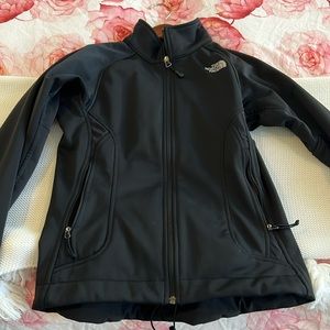Women’s THE NORTH FACE Winstopper fitted jacket in Black